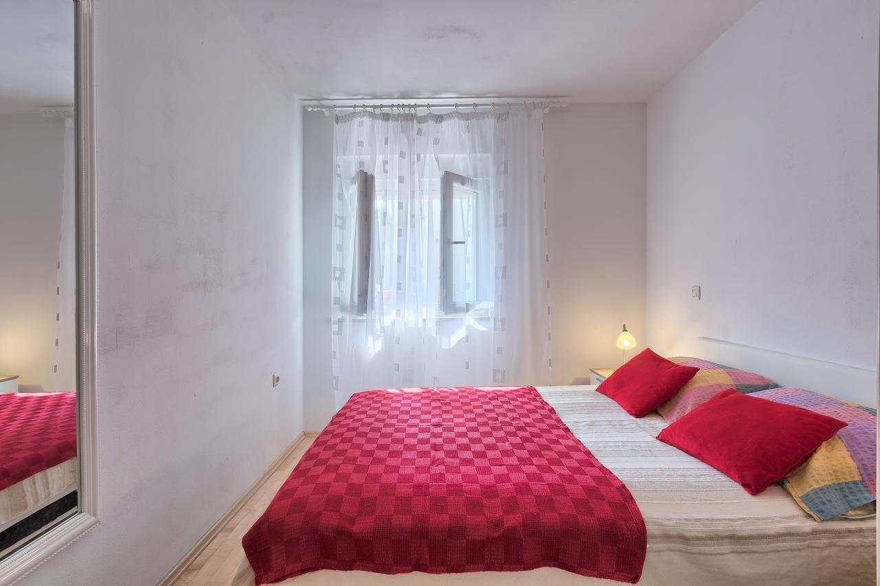 Fiore Apartment